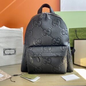 Expertly crafted from classic leather, this backpack features black Super Double G grained leather and a microfiber lining with a suede-like finish. Dimensions: 40 x 35.5 x 17 cm