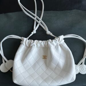 Chanel 26SS Drawstring Bucket Bag (White) in Lambskin Dimensions: 12 x 18 x 5 cm