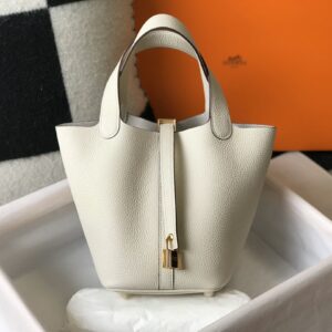 Gold-tone hardware, 18cm, white wool